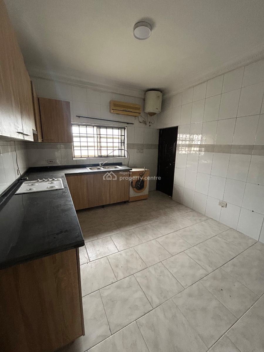Well Maintained and Spacious 3 Bedroom Apartment for Commercial Purpose, Victoria Island (vi), Lagos, Commercial Property for Rent