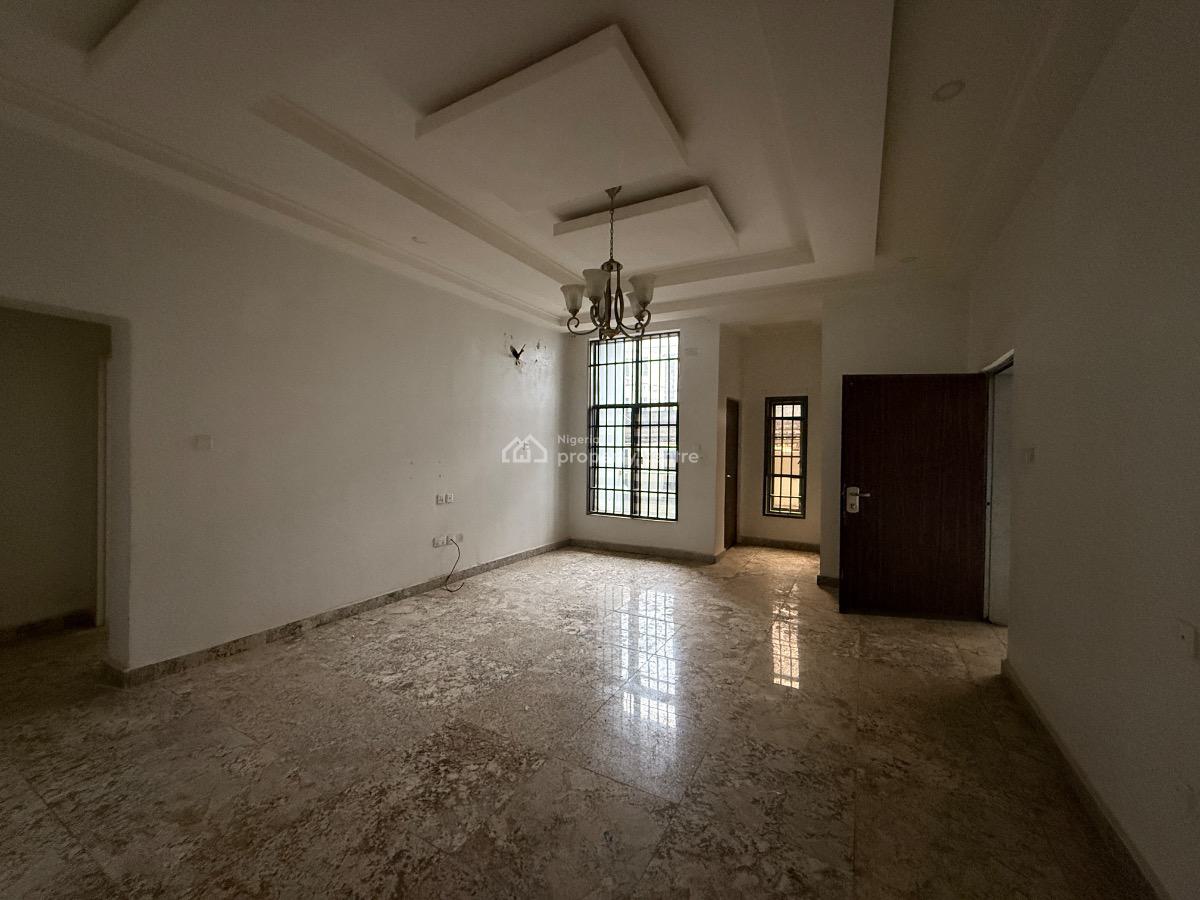 Very Spacious & Lovely 2 Bedroom Flat, Gilmore, Jahi, Abuja, Flat / Apartment for Rent