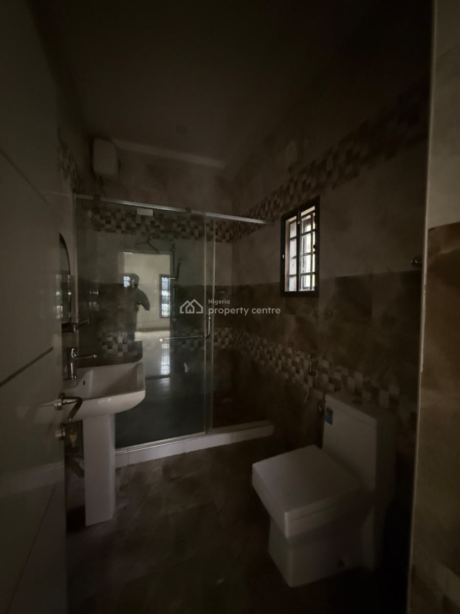 Very Spacious & Lovely 2 Bedroom Flat, Gilmore, Jahi, Abuja, Flat / Apartment for Rent