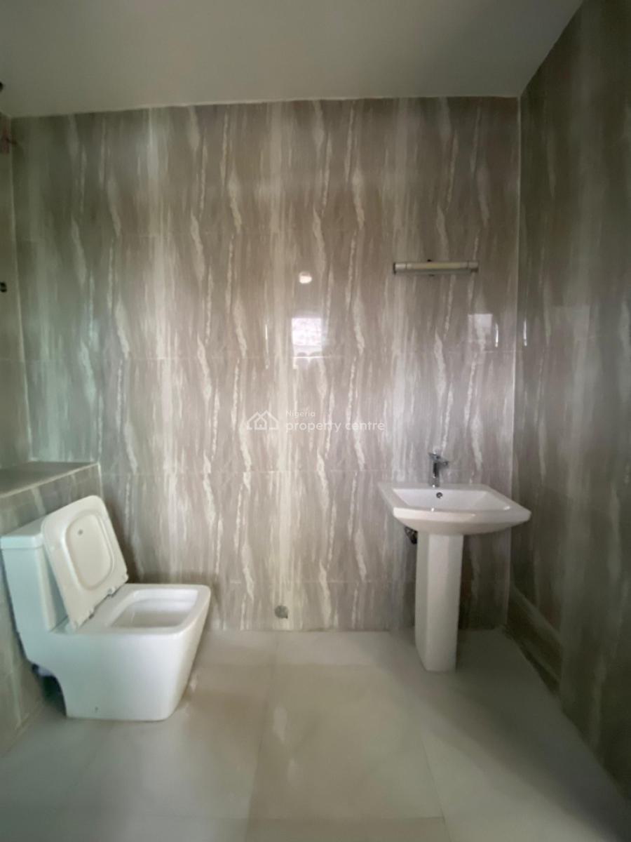 4 Bedroom Terrace Duplex with Bq, Osapa, Lekki, Lagos, Terraced Duplex for Rent