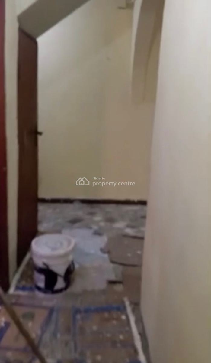a Standard Renovated 4 Bedrooms Duplex, Gra Phase 2 Estate, Gbagada, Lagos, Terraced Duplex for Rent