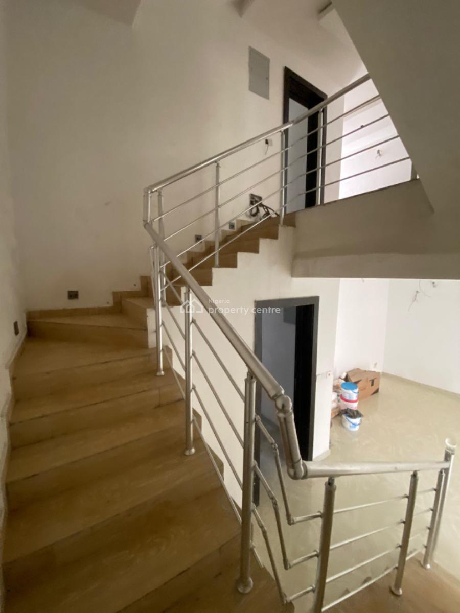 4 Bedroom Terrace Duplex with Bq, Osapa, Lekki, Lagos, Terraced Duplex for Sale