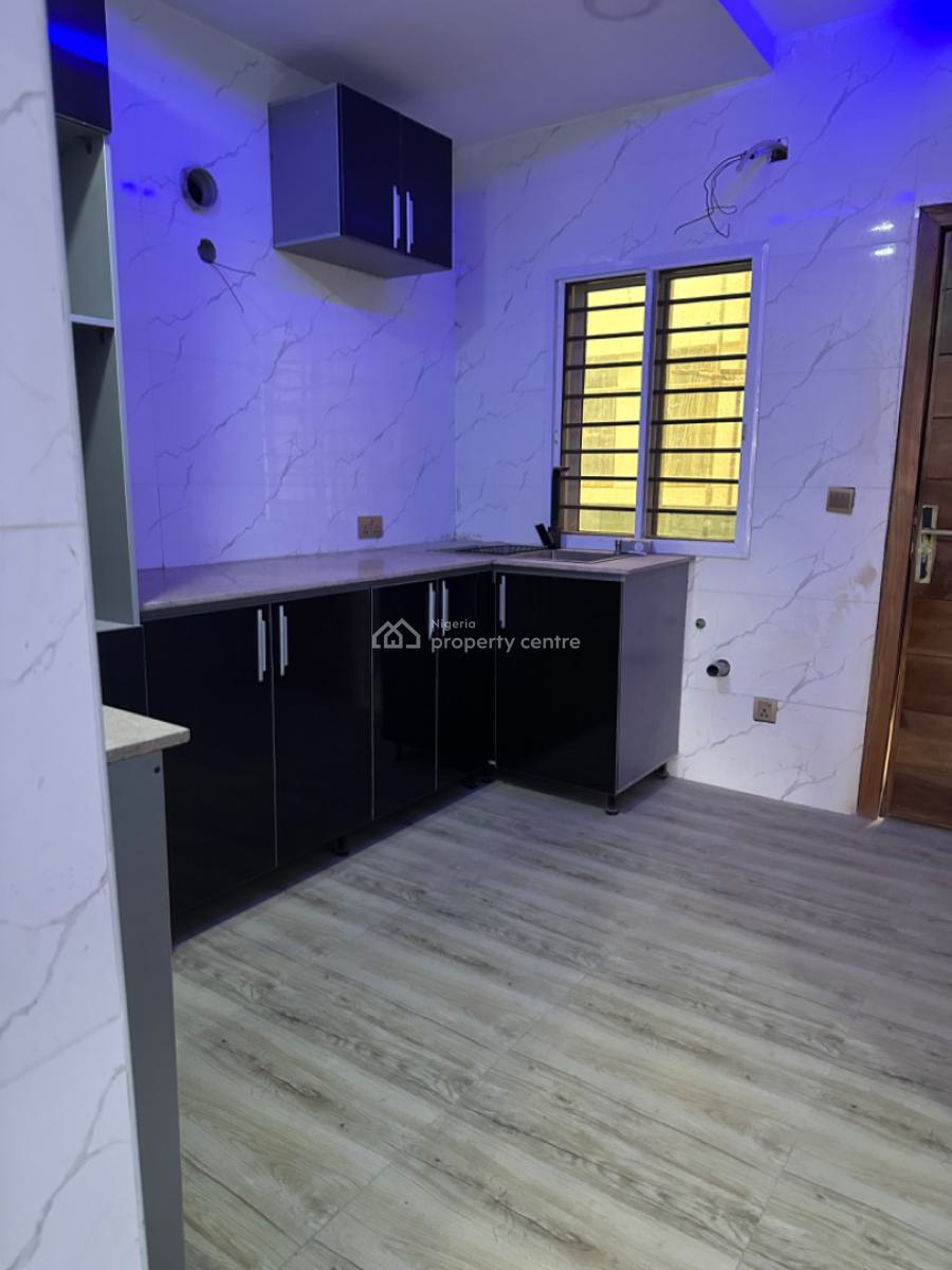 3 Bedrooms Flat with Bq, Off Freedom Way Lekki, Lekki Phase 1, Lekki, Lagos, Flat / Apartment for Sale