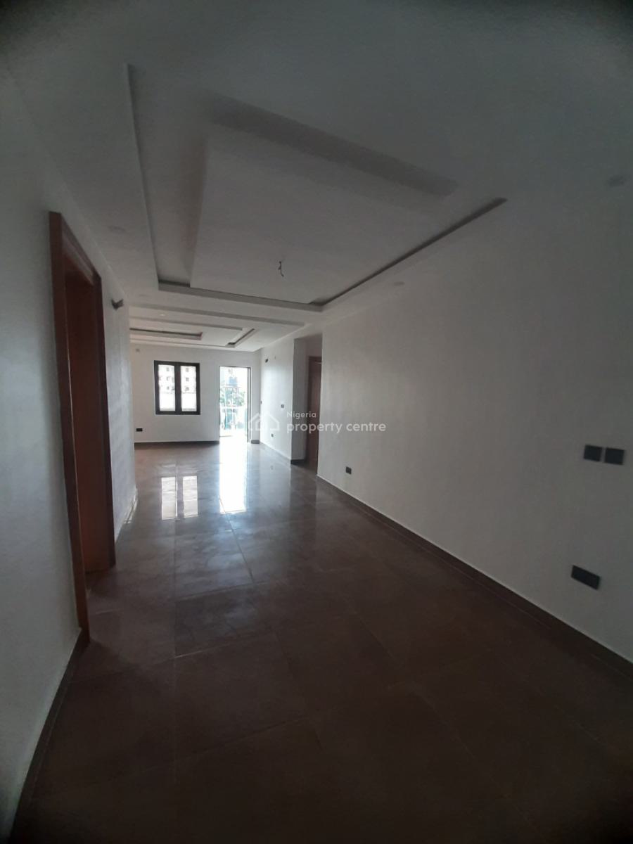 Tastefully Finished and Newly Built and Serviced with 24/7 Power Suppl, Lekki Phase 1, Lekki, Lagos, Flat / Apartment for Rent