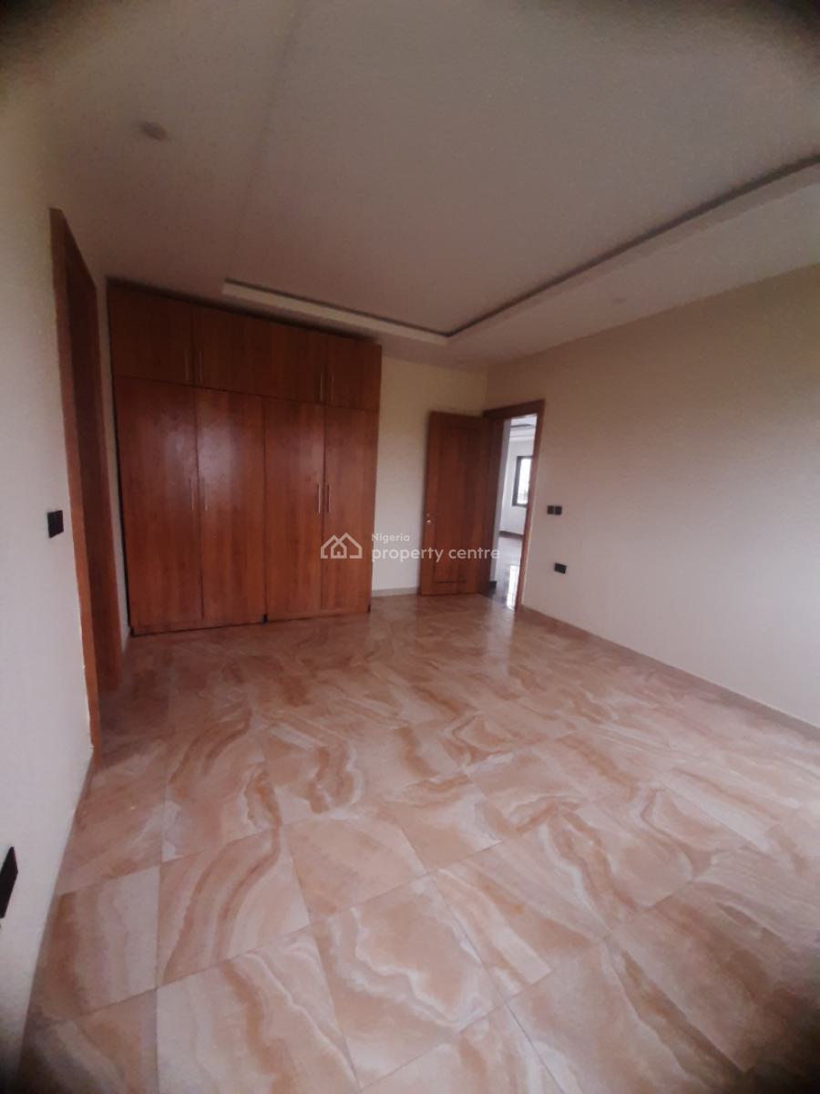 Tastefully Finished and Newly Built and Serviced with 24/7 Power Suppl, Lekki Phase 1, Lekki, Lagos, Flat / Apartment for Rent