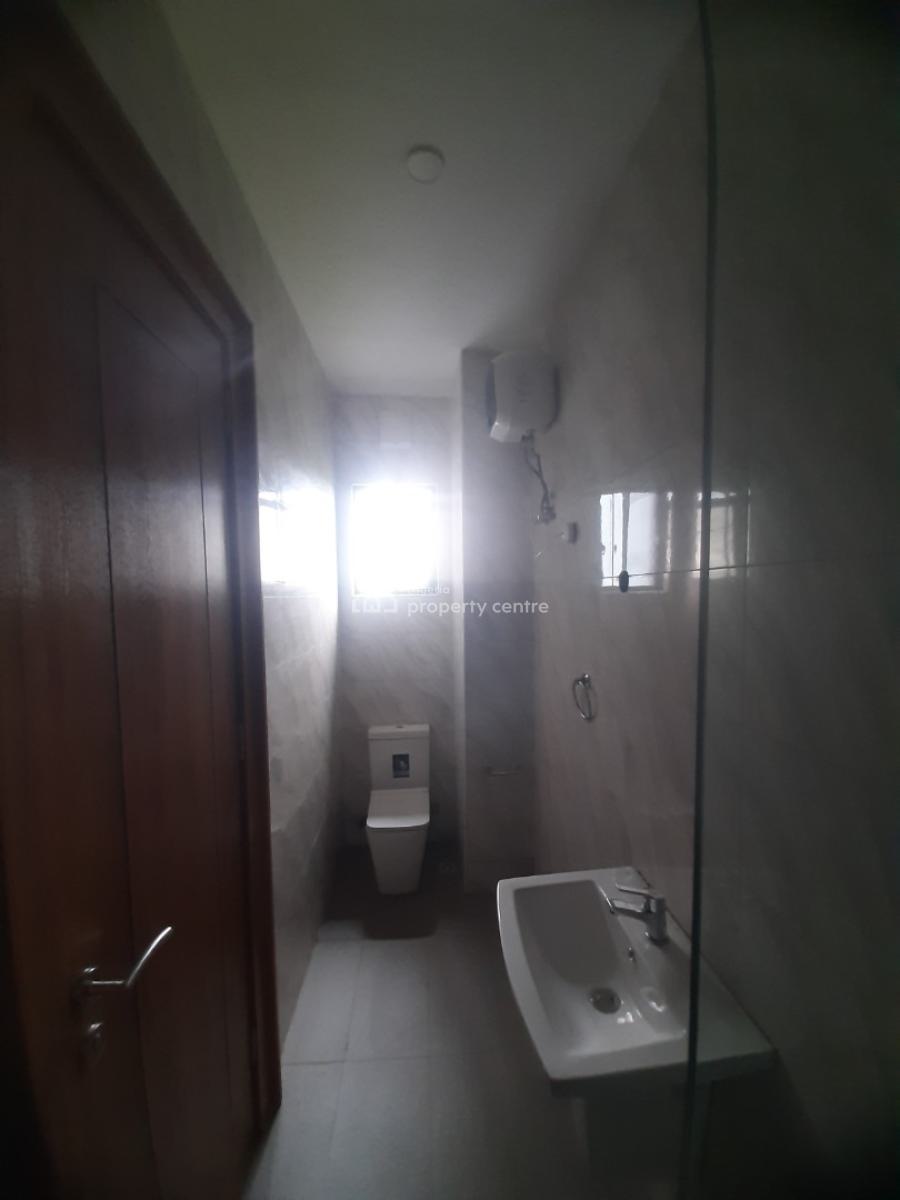 Tastefully Finished and Newly Built and Serviced with 24/7 Power Suppl, Lekki Phase 1, Lekki, Lagos, Flat / Apartment for Rent