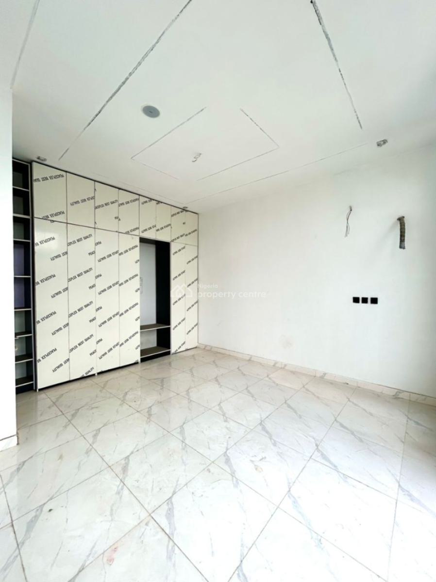 Spacious 4 Bedroom Terrace Duplex Available, Ikota, Lekki, Lagos, Terraced Duplex for Sale
