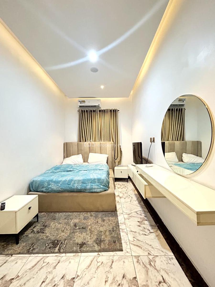 Luxury 1 Bedroom Loft with Pool in Lekki Right 🥰, Lekki Phase 1, Lekki, Lagos, Flat / Apartment Short Let