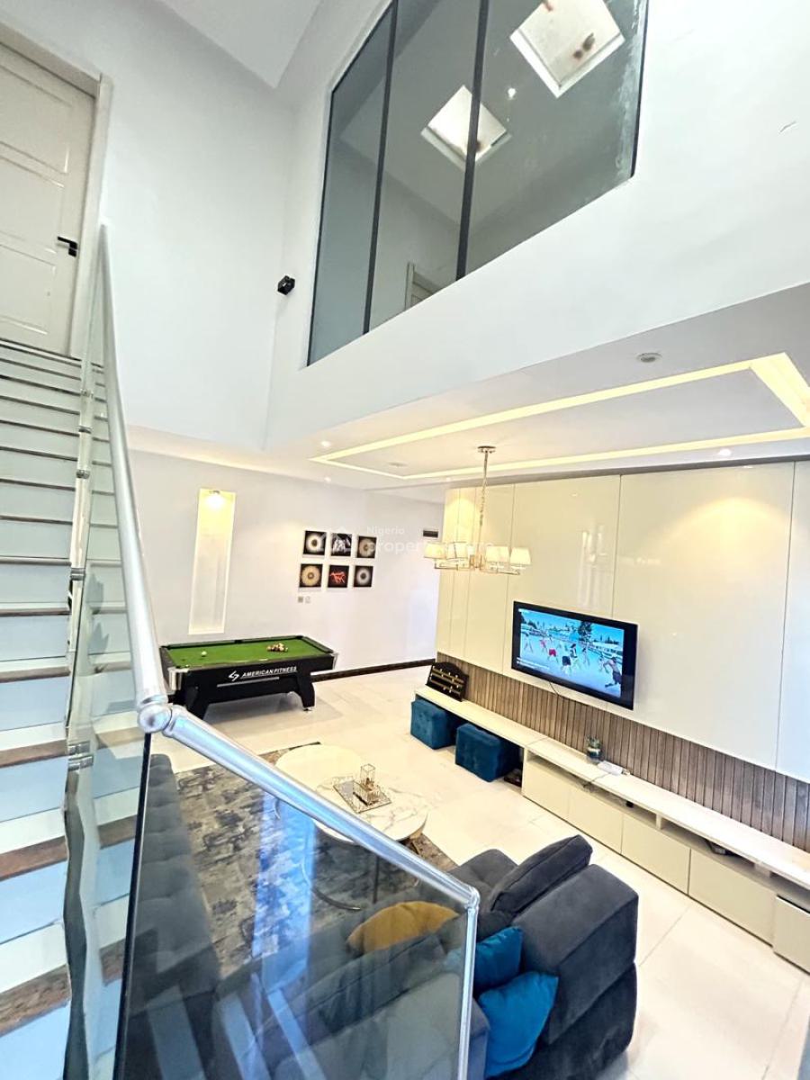 Luxury 1 Bedroom Loft with Pool in Lekki Right 🥰, Lekki Phase 1, Lekki, Lagos, Flat / Apartment Short Let