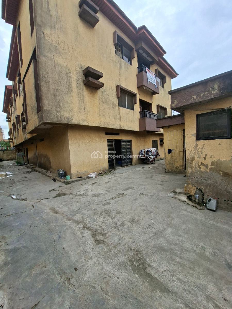 Bck of 6flats of 3bedroom Each, Market Square, Ago Palace, Isolo, Lagos, Block of Flats for Sale