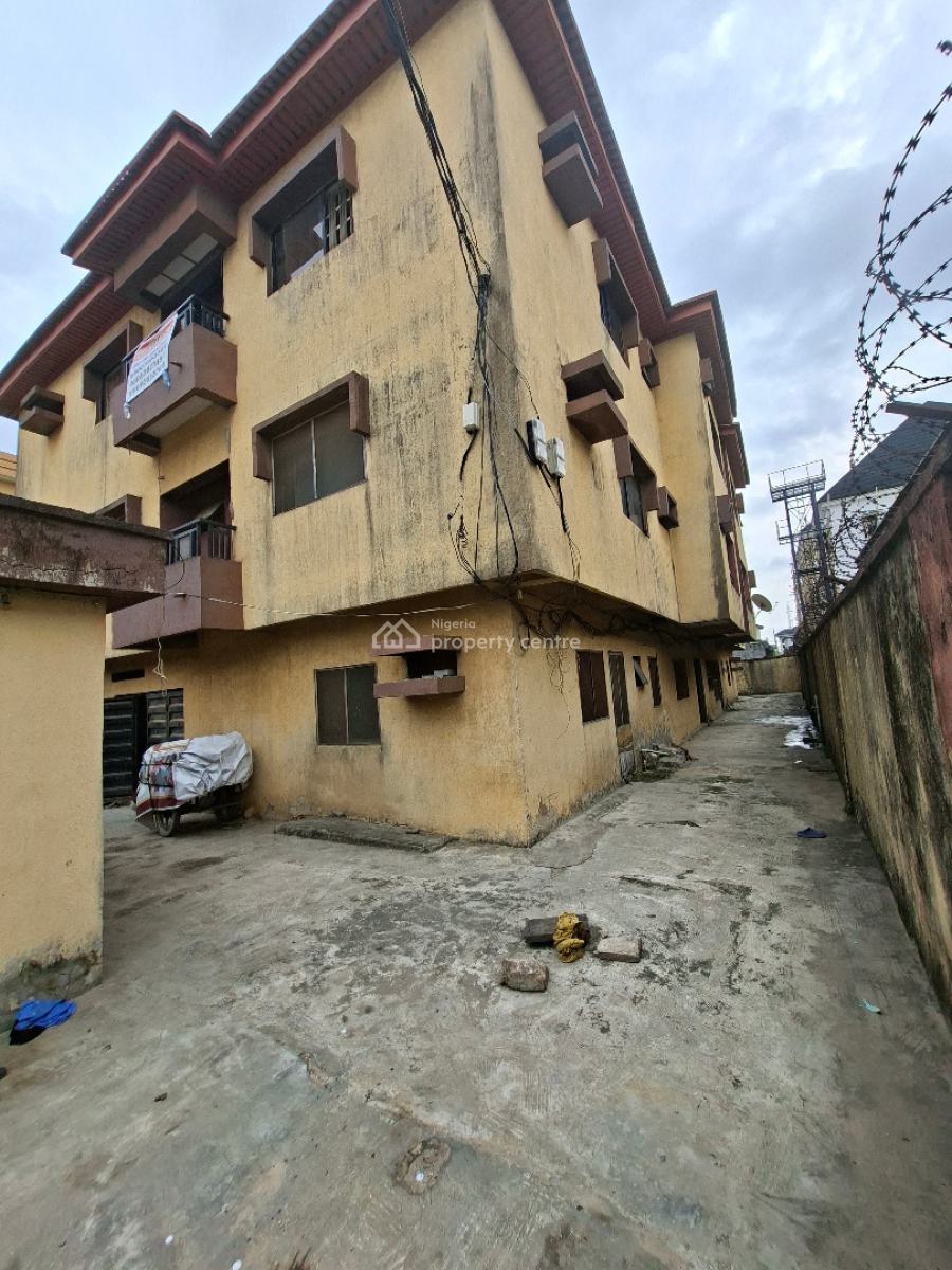 Bck of 6flats of 3bedroom Each, Market Square, Ago Palace, Isolo, Lagos, Block of Flats for Sale