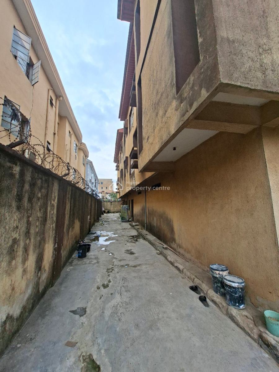 Bck of 6flats of 3bedroom Each, Market Square, Ago Palace, Isolo, Lagos, Block of Flats for Sale