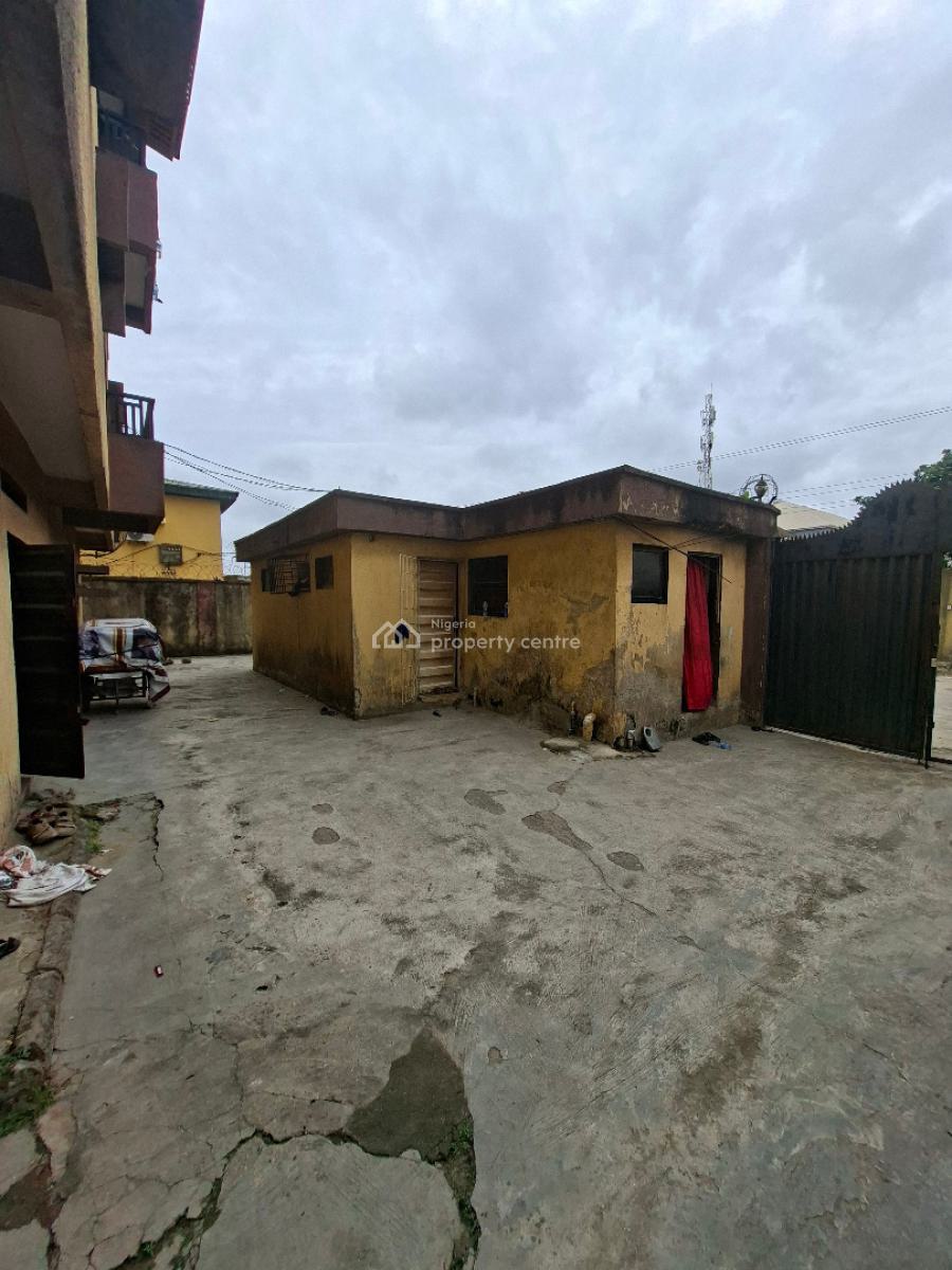 Bck of 6flats of 3bedroom Each, Market Square, Ago Palace, Isolo, Lagos, Block of Flats for Sale