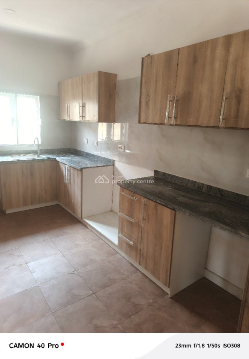 Top Tier 3 Bedroom Apartment with Bq, Warewa, T.a Gardens, Berger, Arepo, Ogun, Flat / Apartment for Rent