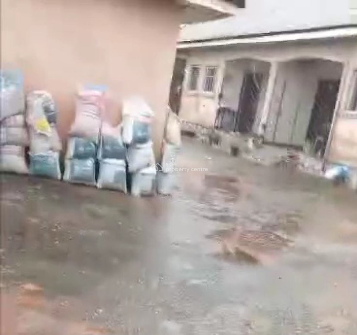 5 Bedroom Bungalow & Bq 100ft By 120ft Land, Ihama Road, Gra, Benin, Oredo, Edo, Terraced Bungalow for Sale