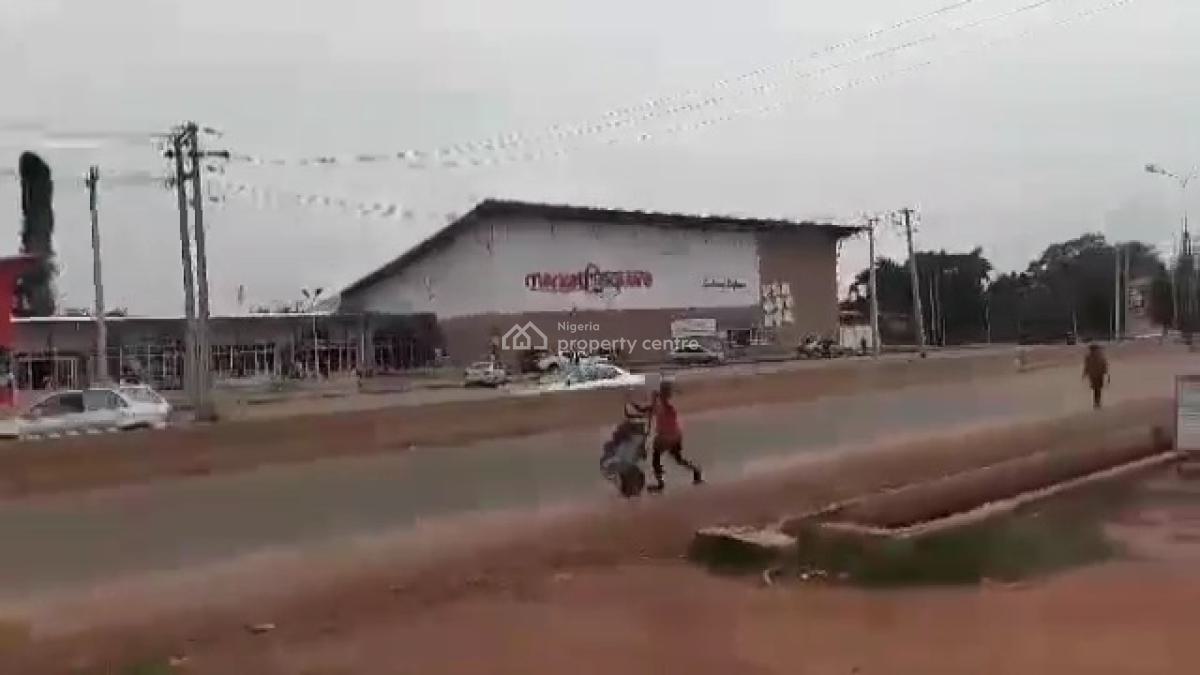 205ft By 194ft Land Title: Cofo, Aduwawa Road, Opposite Market Square, Benin, Oredo, Edo, Commercial Land for Sale