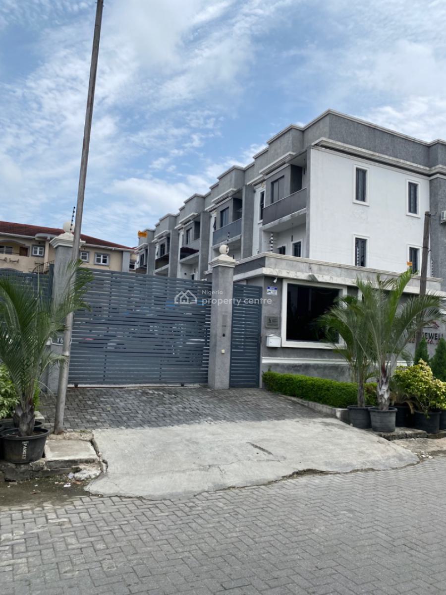 Fully Serviced 4 Bedrooms Terrace Duplex with Bq and Pool, Phase One /off Admiralty Road Lekki, Lekki Phase 1, Lekki, Lagos, Terraced Duplex for Rent