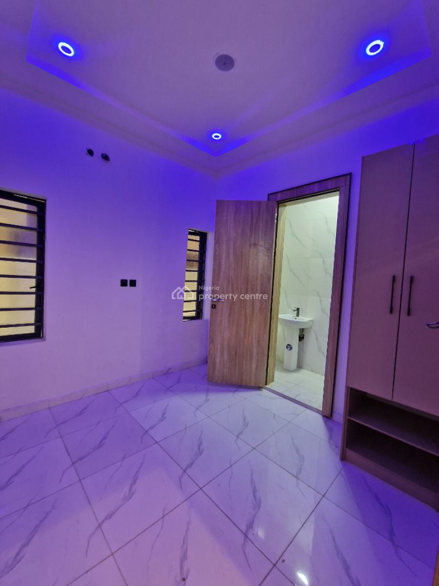 Beautifully Designed Home, Chevron, Ikota, Lekki, Lagos, Semi-detached Duplex for Sale