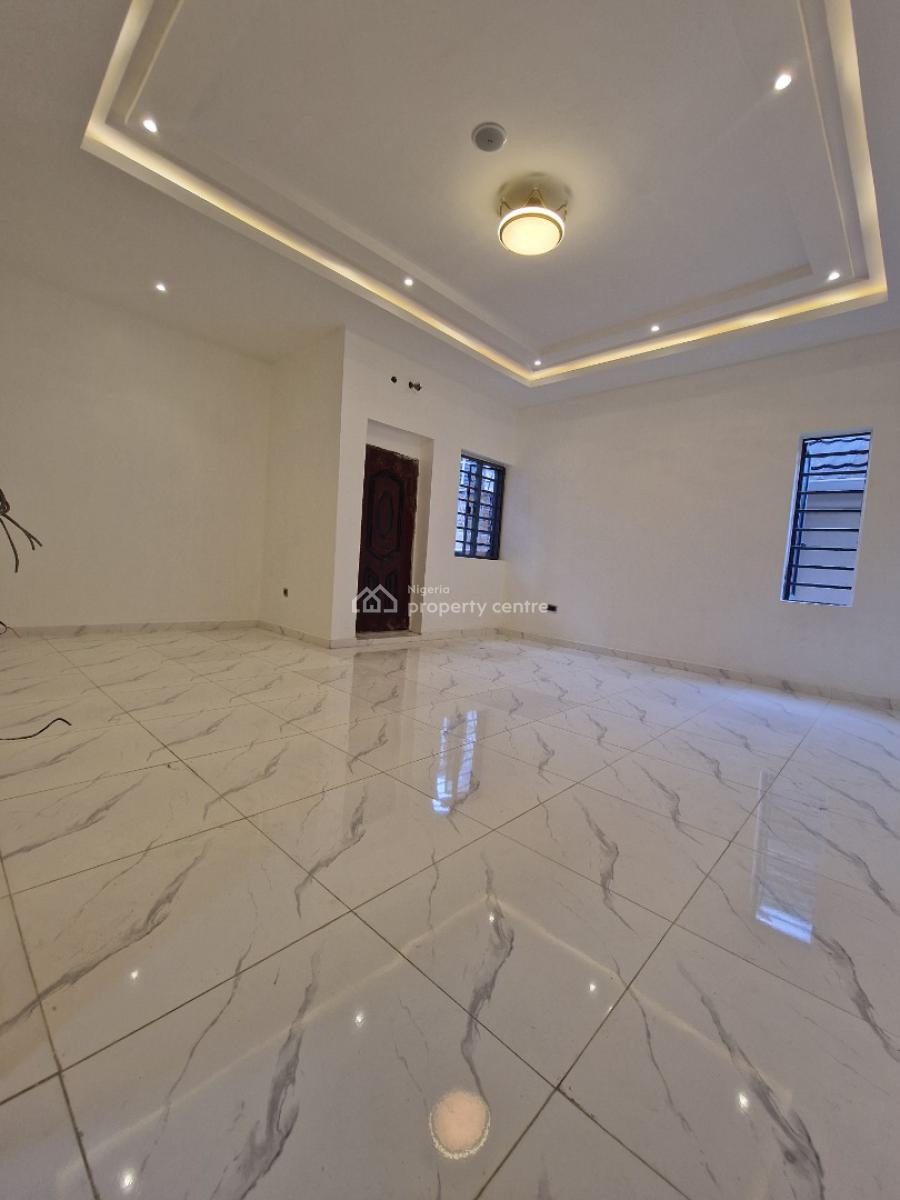Beautifully Designed Home, Chevron, Ikota, Lekki, Lagos, Semi-detached Duplex for Sale