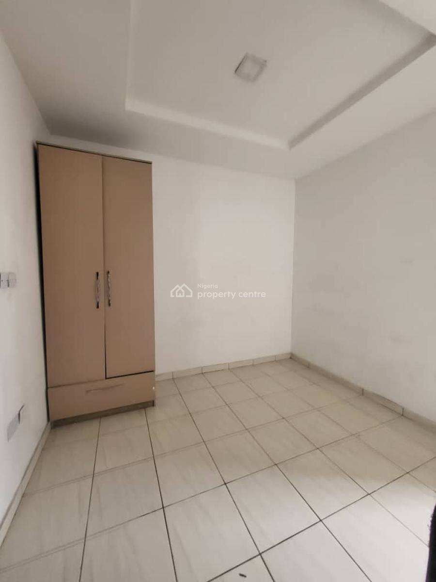 Distress Specious Well Built 3 Bedroom Terrace Duplex in a Well Secured Area, Orchid, Lekki, Lagos, Terraced Duplex for Sale
