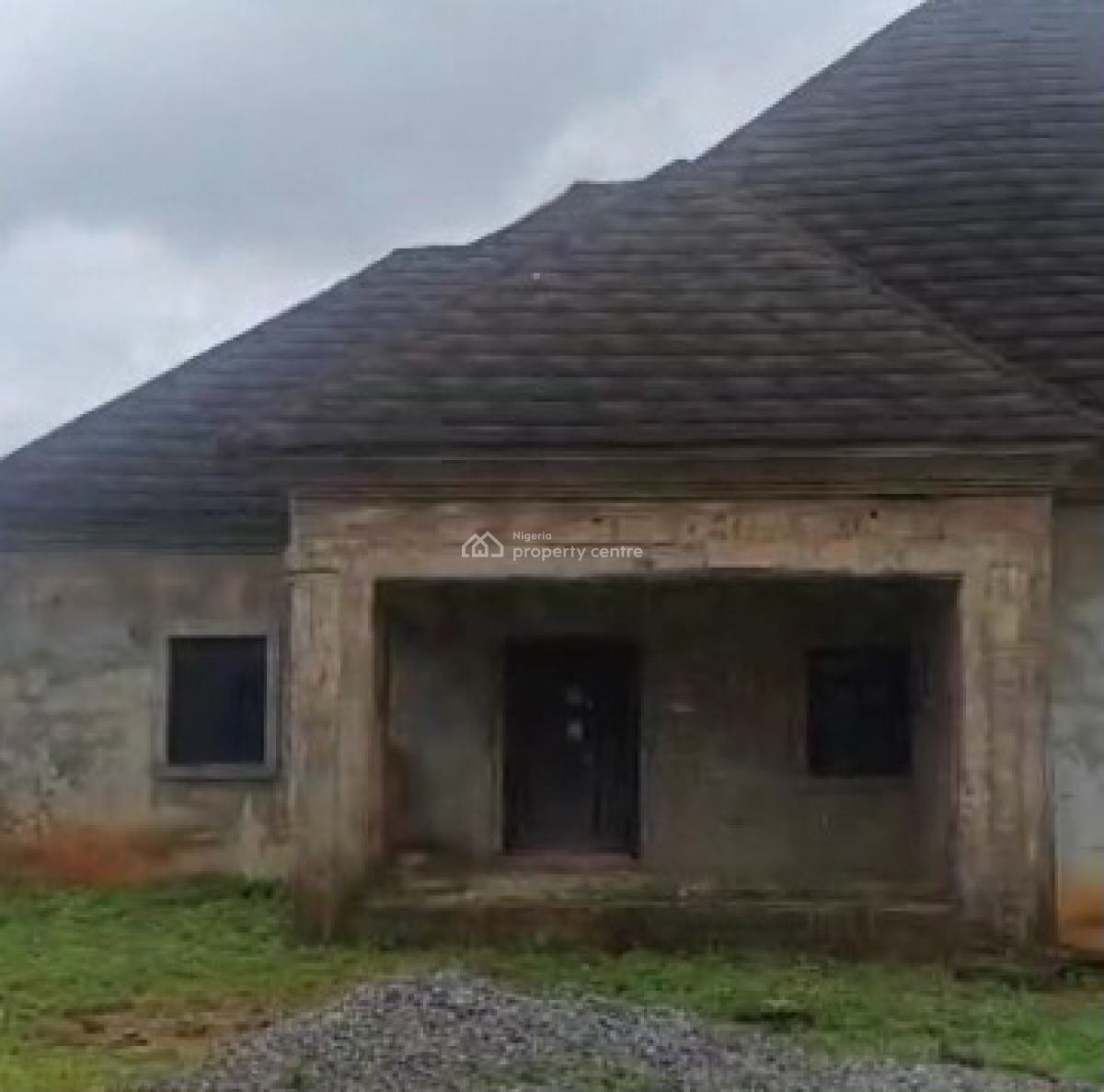 90% Completed 4 Masters Bedrooms Bungalow 100ft By 100ft Land, Amagba Road, Gra, Benin, Oredo, Edo, Terraced Bungalow for Sale