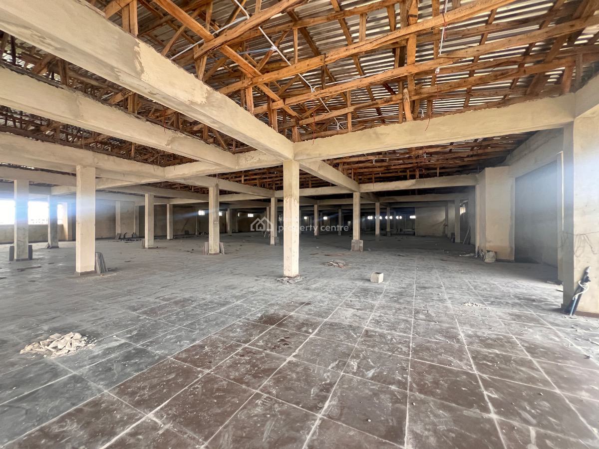 1030sqm Open Plan Commercial Space., Ikate Elegushi, Lekki, Lagos, Plaza / Complex / Mall for Rent