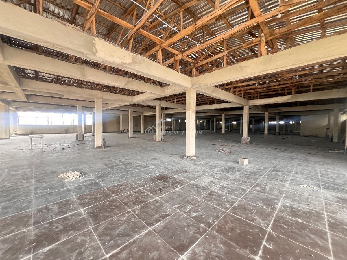 1030sqm Open Plan Commercial Space., Ikate Elegushi, Lekki, Lagos, Plaza / Complex / Mall for Rent