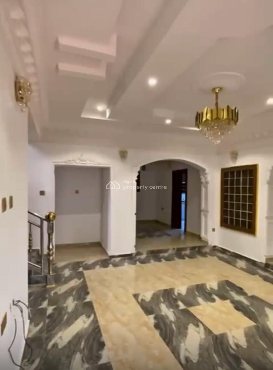 Newly Built and Exquisitely Finished Detached Penthouse, Lugbe District, Abuja, House for Sale