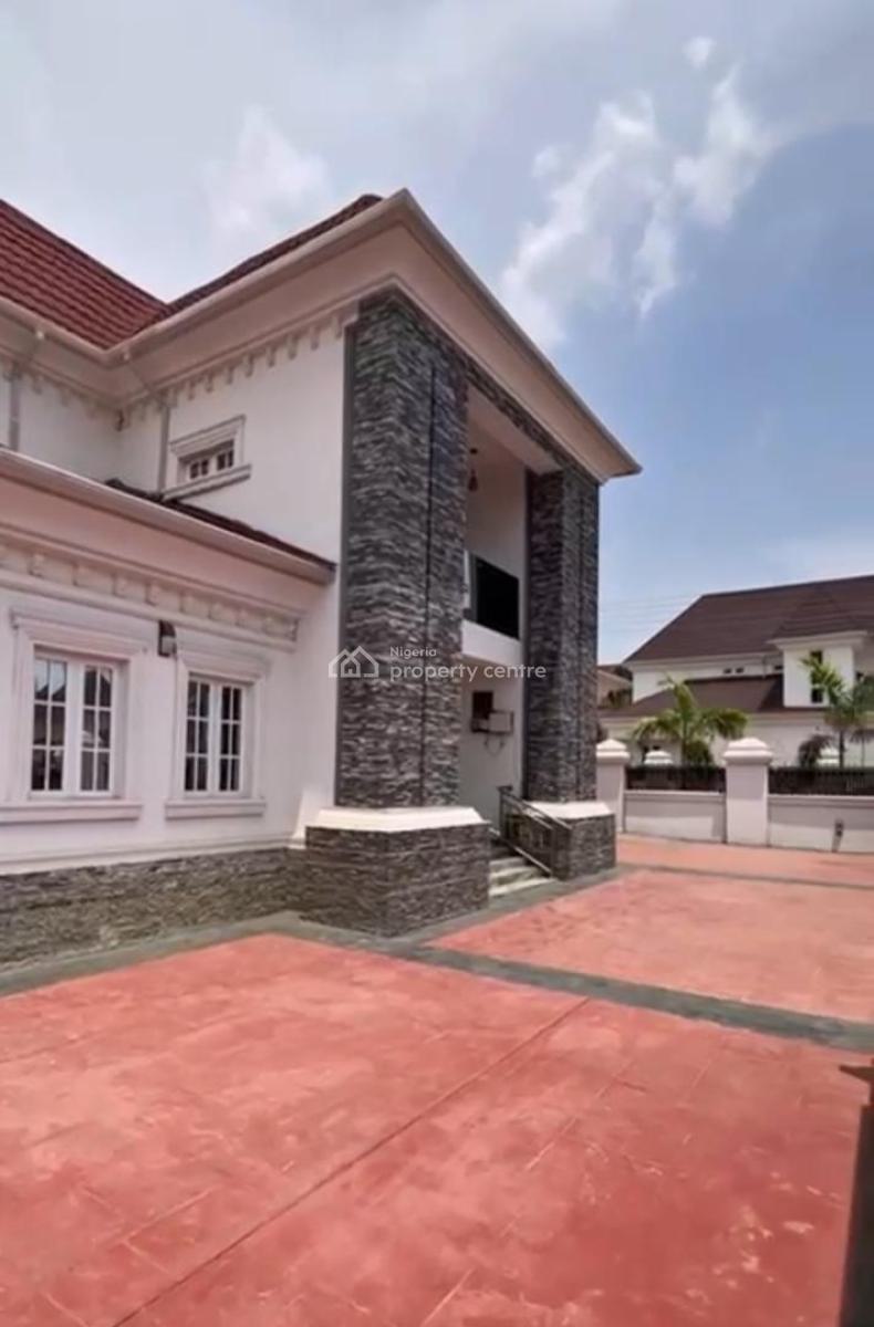 Newly Built and Exquisitely Finished Detached Penthouse, Lugbe District, Abuja, House for Sale