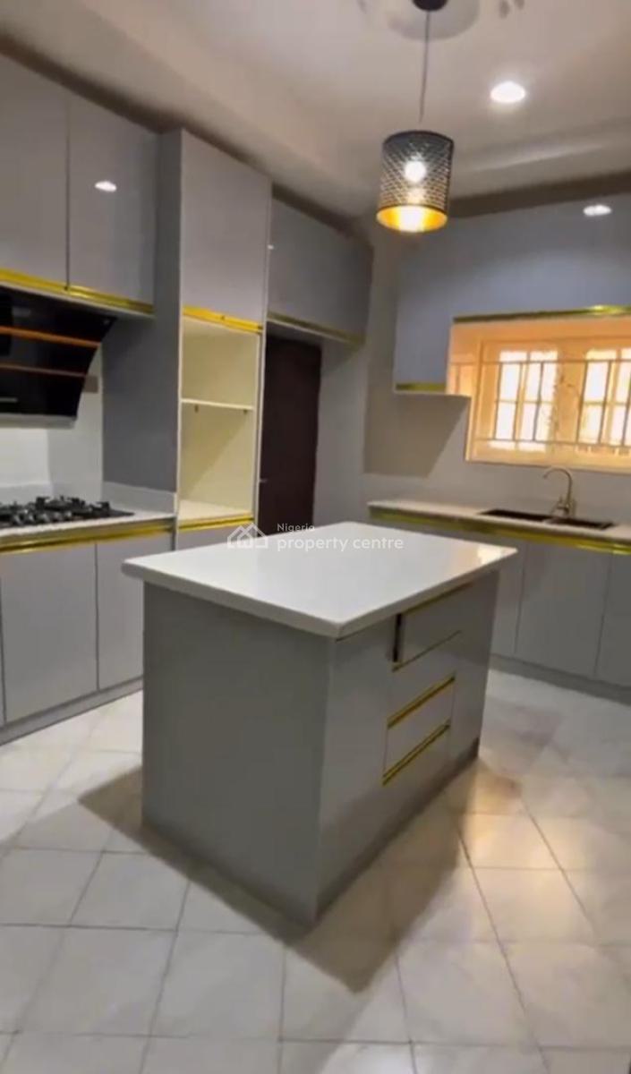 Newly Built and Exquisitely Finished Detached Penthouse, Lugbe District, Abuja, House for Sale