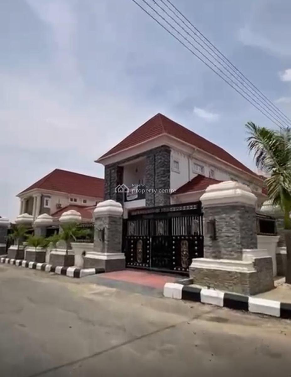 Newly Built and Exquisitely Finished Detached Penthouse, Lugbe District, Abuja, House for Sale