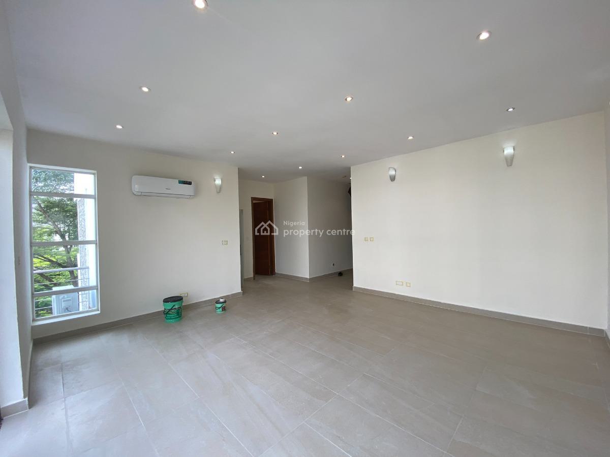 Prestige Living -- 2-bedroom Waterfront Apartment with Bqs, 3rd Avenue Banana Island Estate, Banana Island, Ikoyi, Lagos, Flat / Apartment for Sale