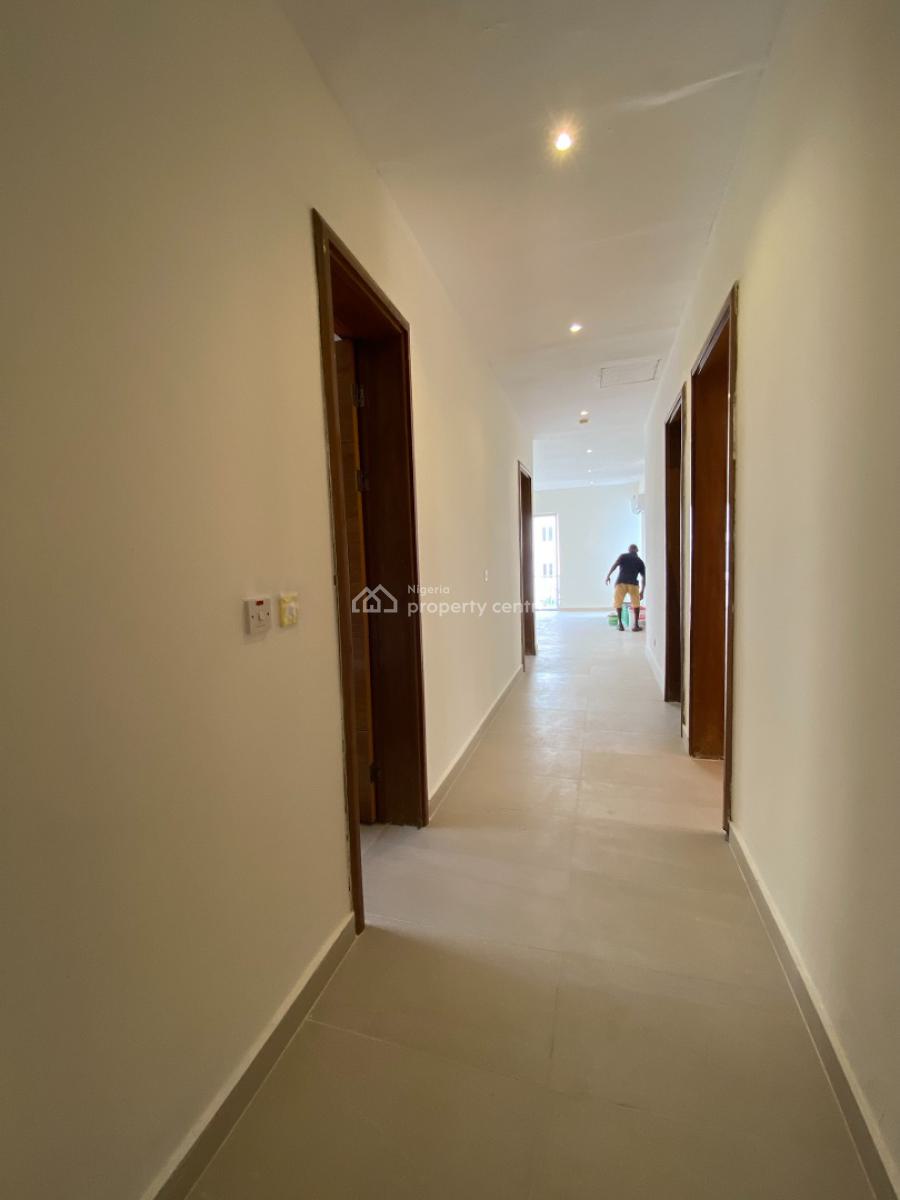 Prestige Living -- 2-bedroom Waterfront Apartment with Bqs, 3rd Avenue Banana Island Estate, Banana Island, Ikoyi, Lagos, Flat / Apartment for Sale