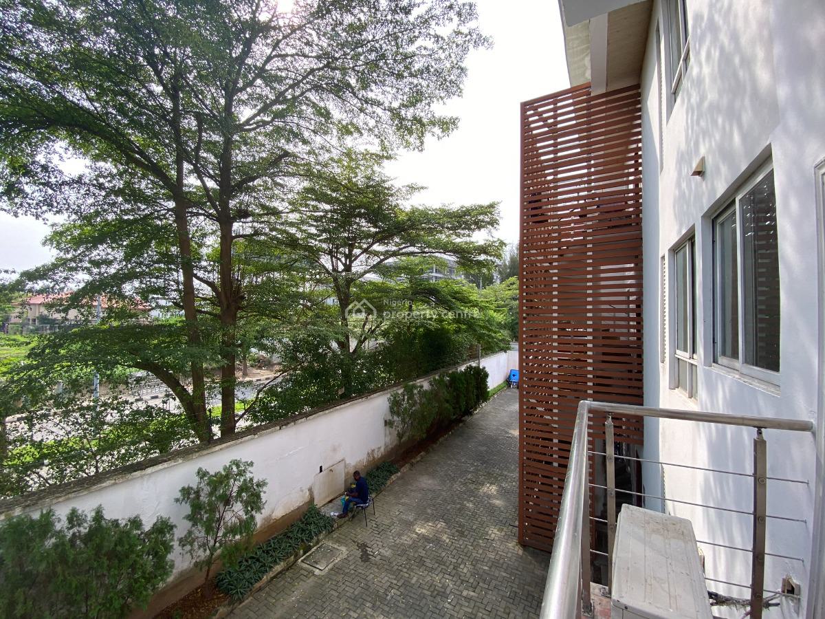 Prestige Living -- 2-bedroom Waterfront Apartment with Bqs, 3rd Avenue Banana Island Estate, Banana Island, Ikoyi, Lagos, Flat / Apartment for Sale