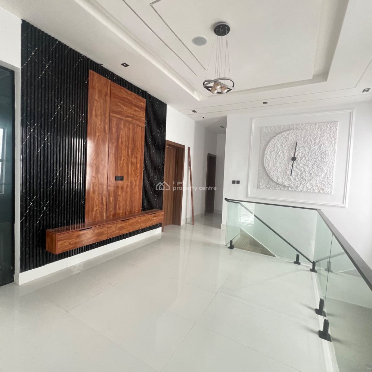 5 Bed& Bq  300 Million, Ajah, Lagos, Detached Duplex for Sale