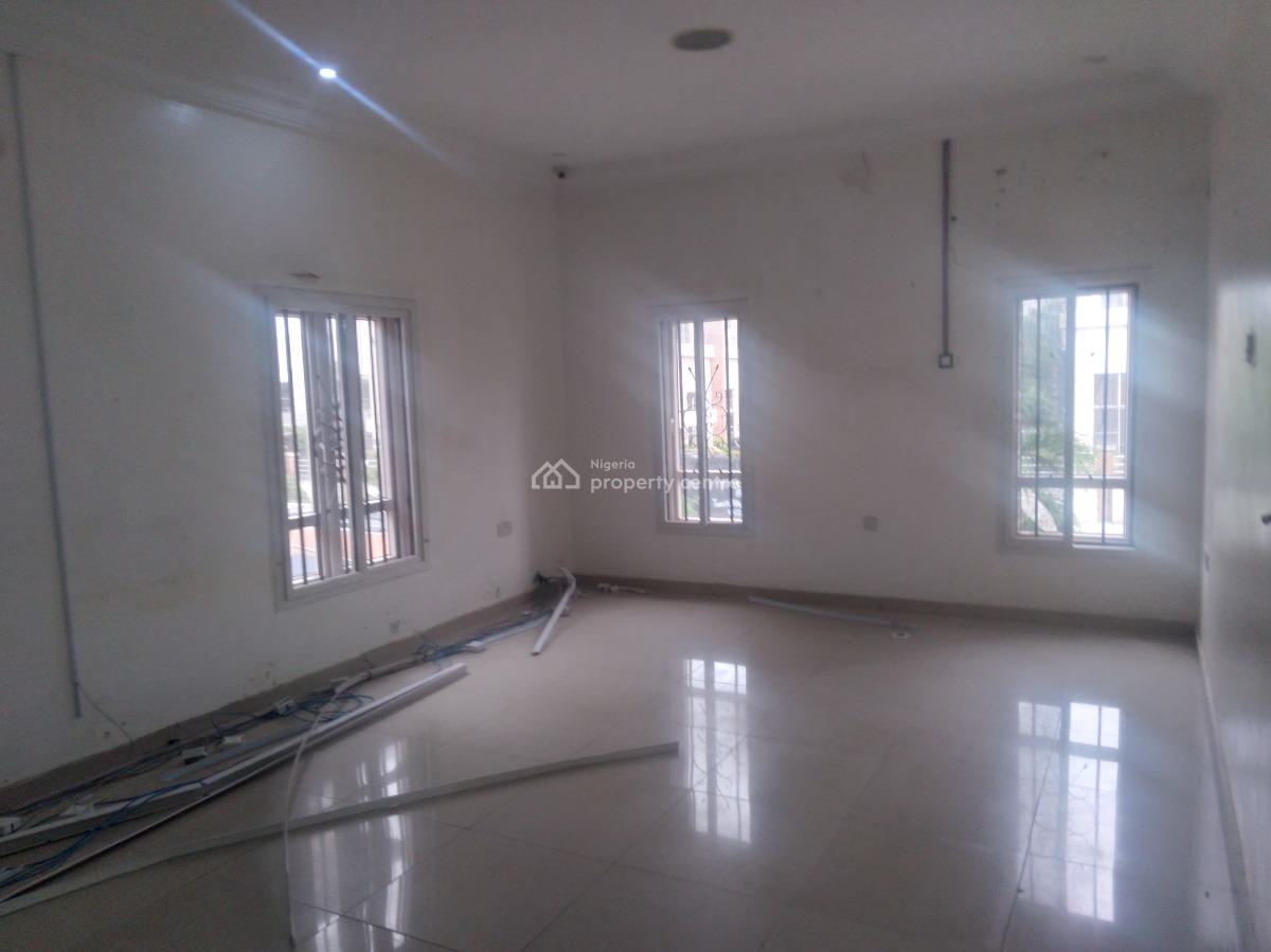 Spacious Five (5) Bedroom Fully Detached Duplex + 2 Rooms Bqs, Lekki Phase 1, Lekki, Lagos, Detached Duplex for Rent