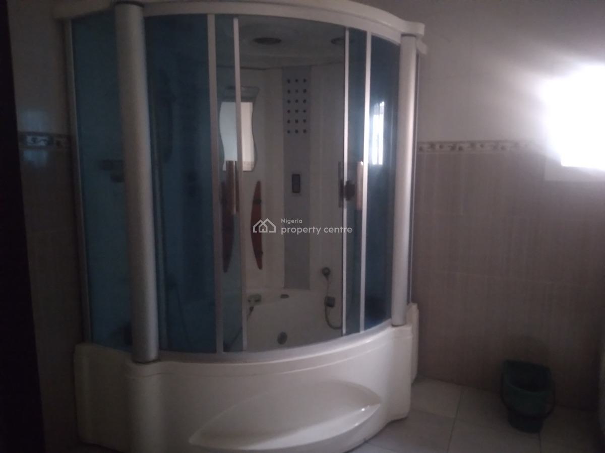 Spacious Five (5) Bedroom Fully Detached Duplex + 2 Rooms Bqs, Lekki Phase 1, Lekki, Lagos, Detached Duplex for Rent