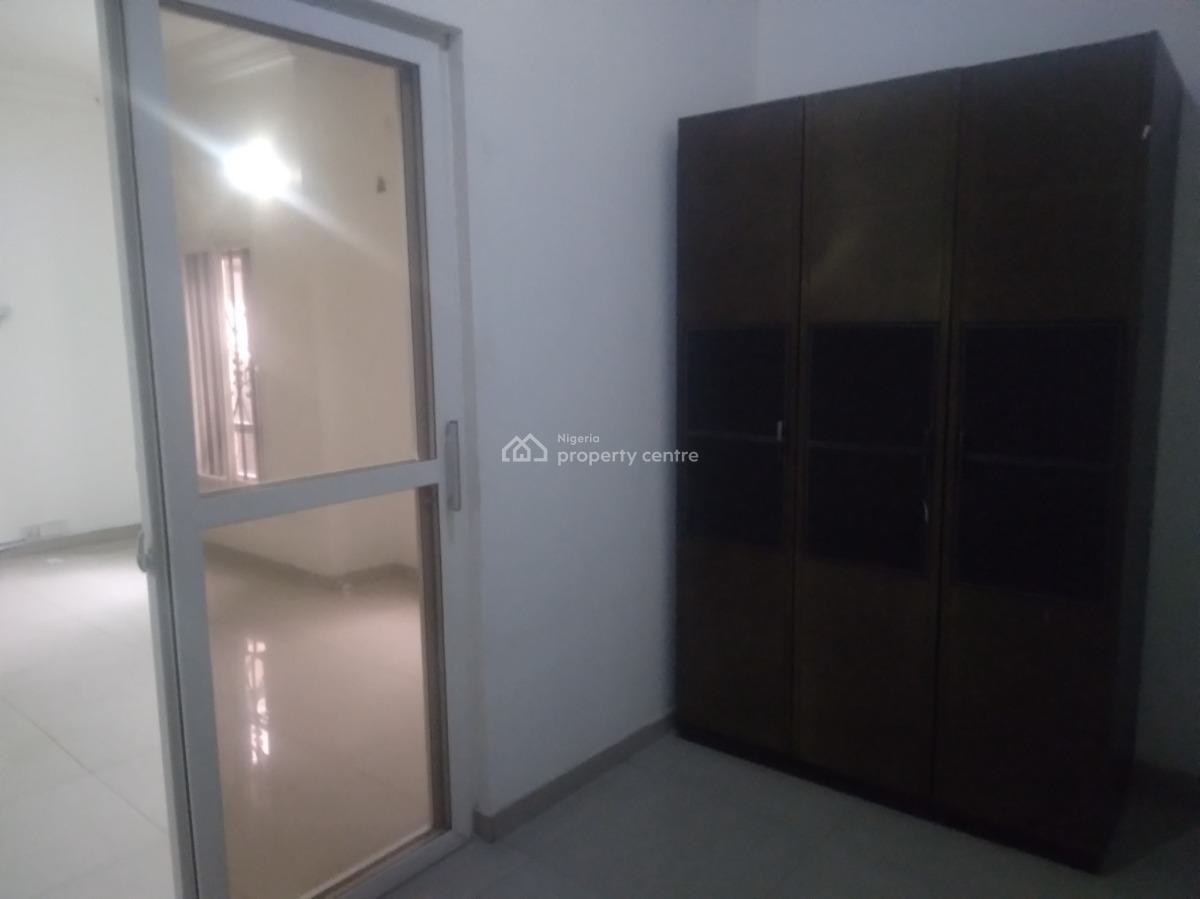Spacious Five (5) Bedroom Fully Detached Duplex + 2 Rooms Bqs, Lekki Phase 1, Lekki, Lagos, Detached Duplex for Rent