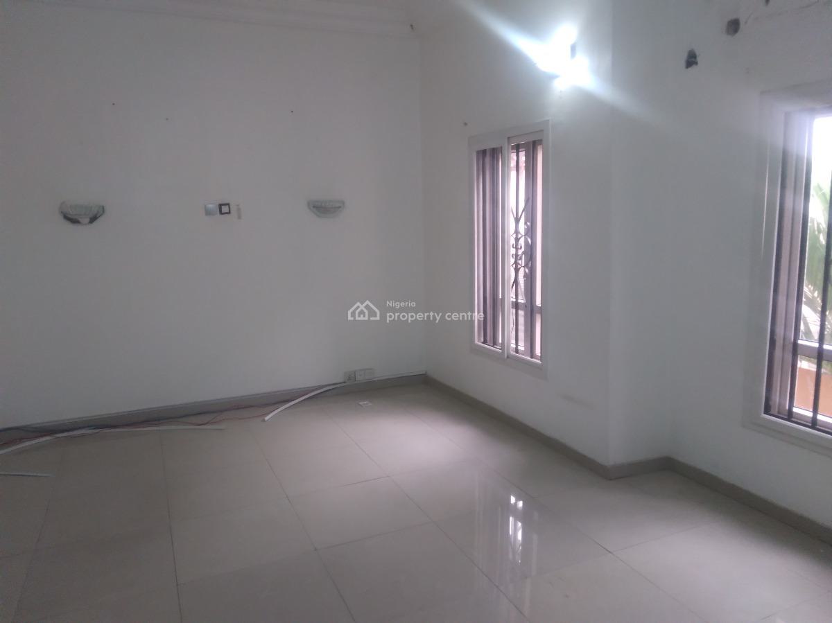 Spacious Five (5) Bedroom Fully Detached Duplex + 2 Rooms Bqs, Lekki Phase 1, Lekki, Lagos, Detached Duplex for Rent