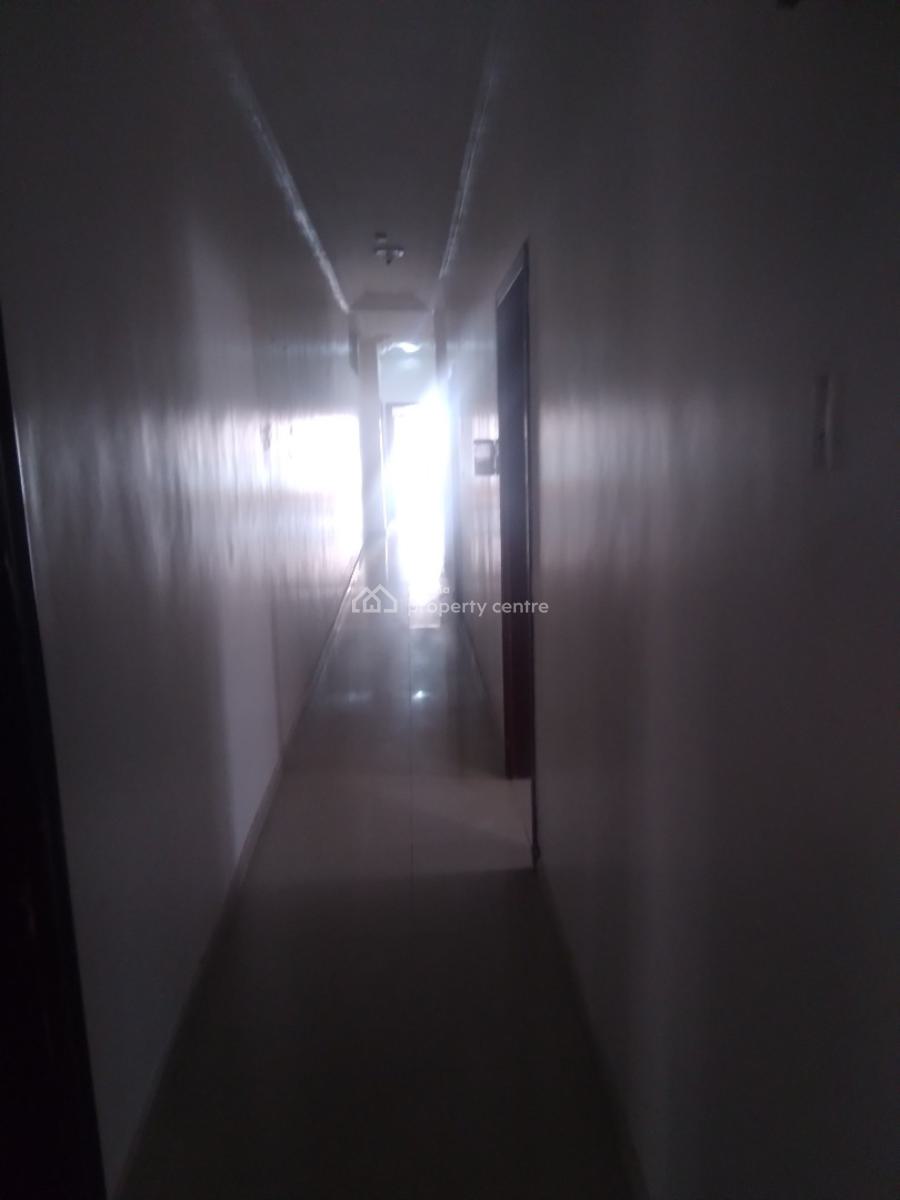 Spacious Five (5) Bedroom Fully Detached Duplex + 2 Rooms Bqs, Lekki Phase 1, Lekki, Lagos, Detached Duplex for Rent
