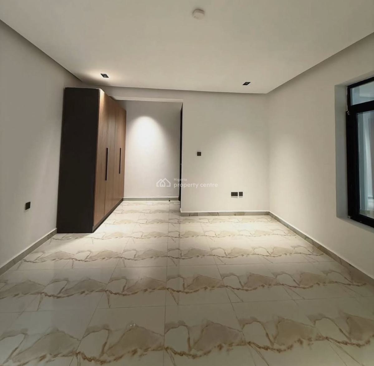 New 4bedroom Terrace Bq with Bq, Guzape, Guzape District, Abuja, Terraced Duplex for Sale