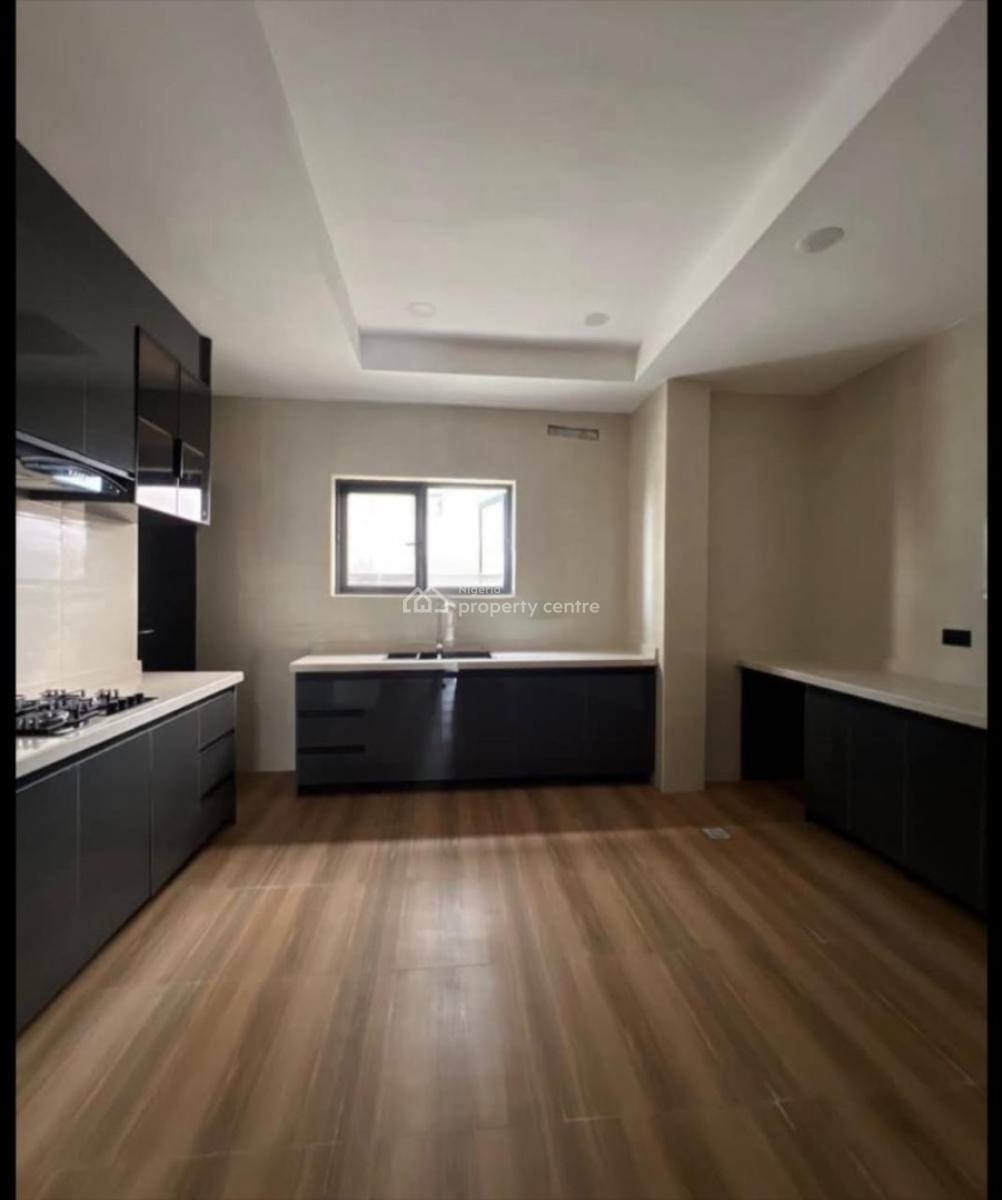 Newly  Built of 2 Bedroom Flat and Penthouse Available, Lekki Phase 1, Lekki, Lagos, Flat / Apartment for Rent