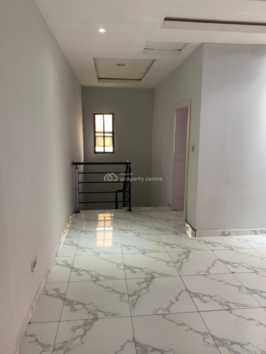 Clean and Luxury 3 Bedroom Duplex with Bq, Abraham Adesanya, Ajah, Lagos, Semi-detached Duplex for Rent