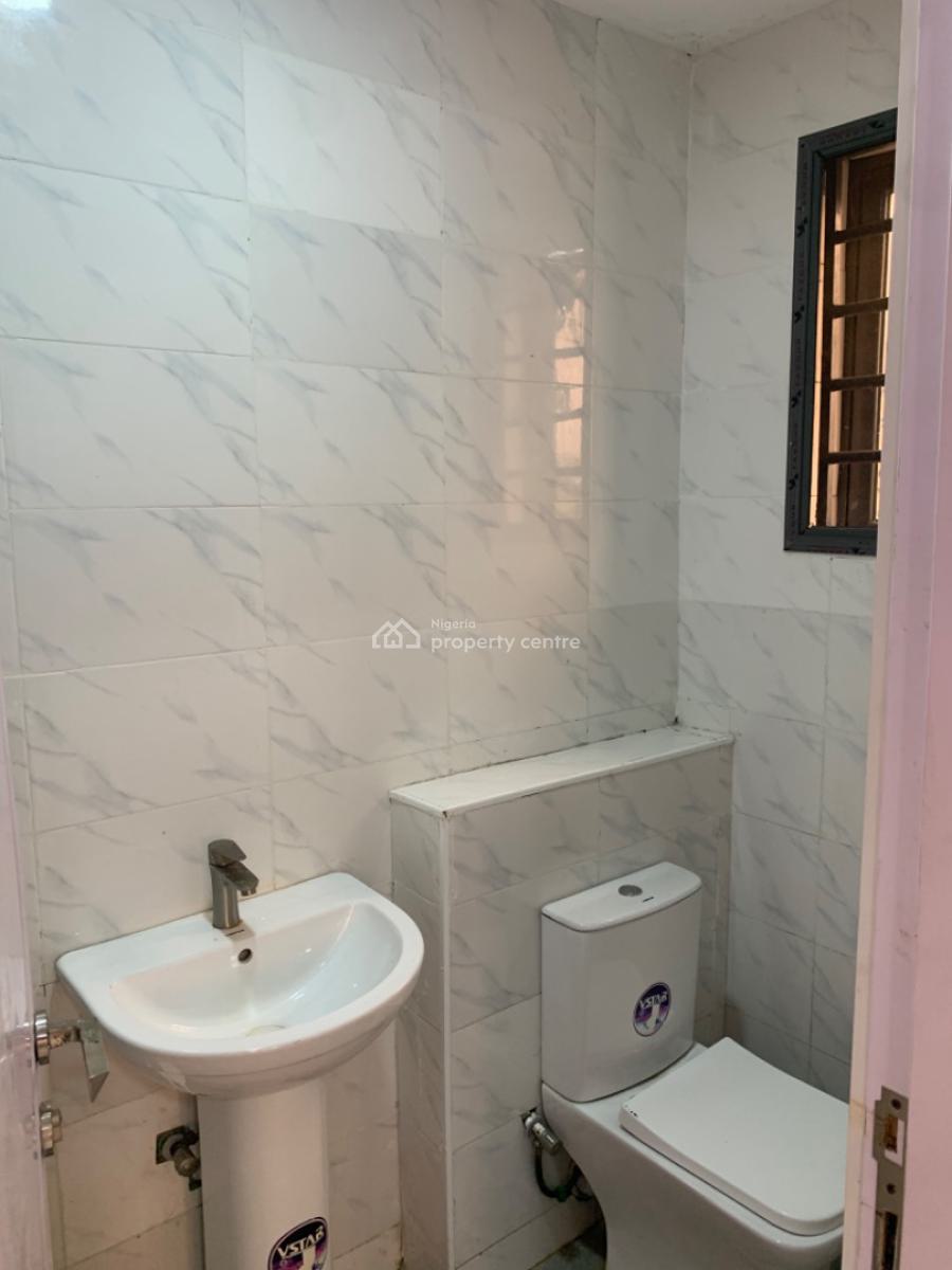 Clean and Luxury 3 Bedroom Duplex with Bq, Abraham Adesanya, Ajah, Lagos, Semi-detached Duplex for Rent
