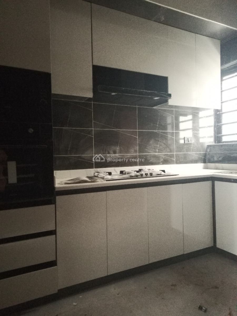 4bedroom Terrace Duplex with Spacious Room, in a Well Secure Estate, Ikota, Lekki, Lagos, Terraced Duplex for Sale