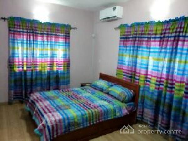 2  Bedrooms Furnished Apartments. Ibadan, African Church Layout, Ilupeju Quarters, Off Johnson Awe, Apata, Apata, Ibadan, Oyo, Flat / Apartment Short Let