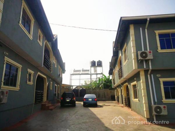 2  Bedrooms Furnished Apartments. Ibadan, African Church Layout, Ilupeju Quarters, Off Johnson Awe, Apata, Apata, Ibadan, Oyo, Flat / Apartment Short Let