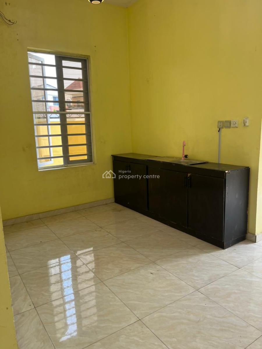 Spacious Studio Apartment, Divine Homes Thomas Estate, Ajah, Lagos, Self Contain (single Rooms) for Rent