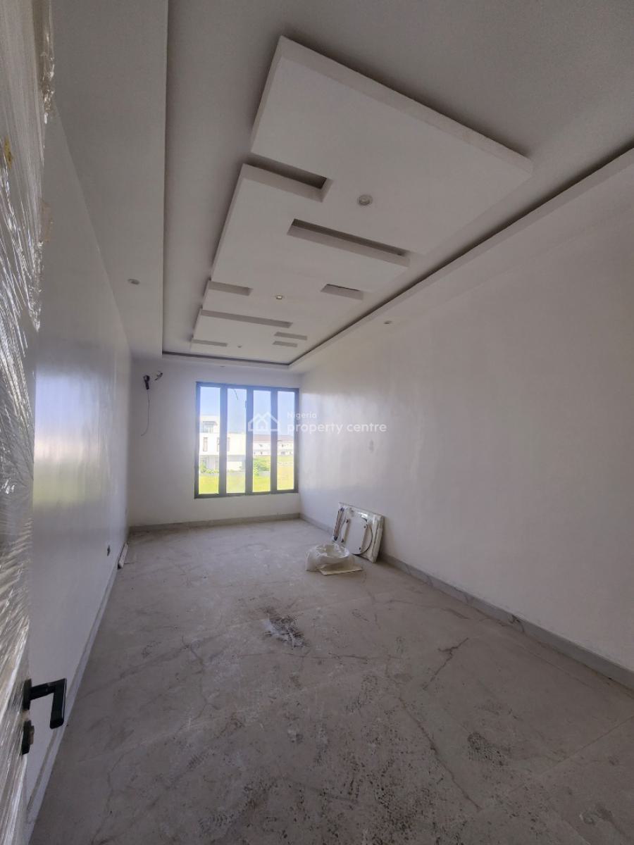 Executive 5 Bedroom Semi Detached House with Bq, Cowry Creek Estate, Lekki, Lagos., Lekki, Lagos, Semi-detached Duplex for Sale