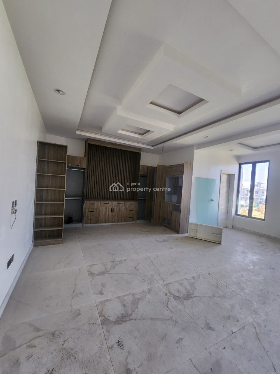 Executive 5 Bedroom Semi Detached House with Bq, Cowry Creek Estate, Lekki, Lagos., Lekki, Lagos, Semi-detached Duplex for Sale